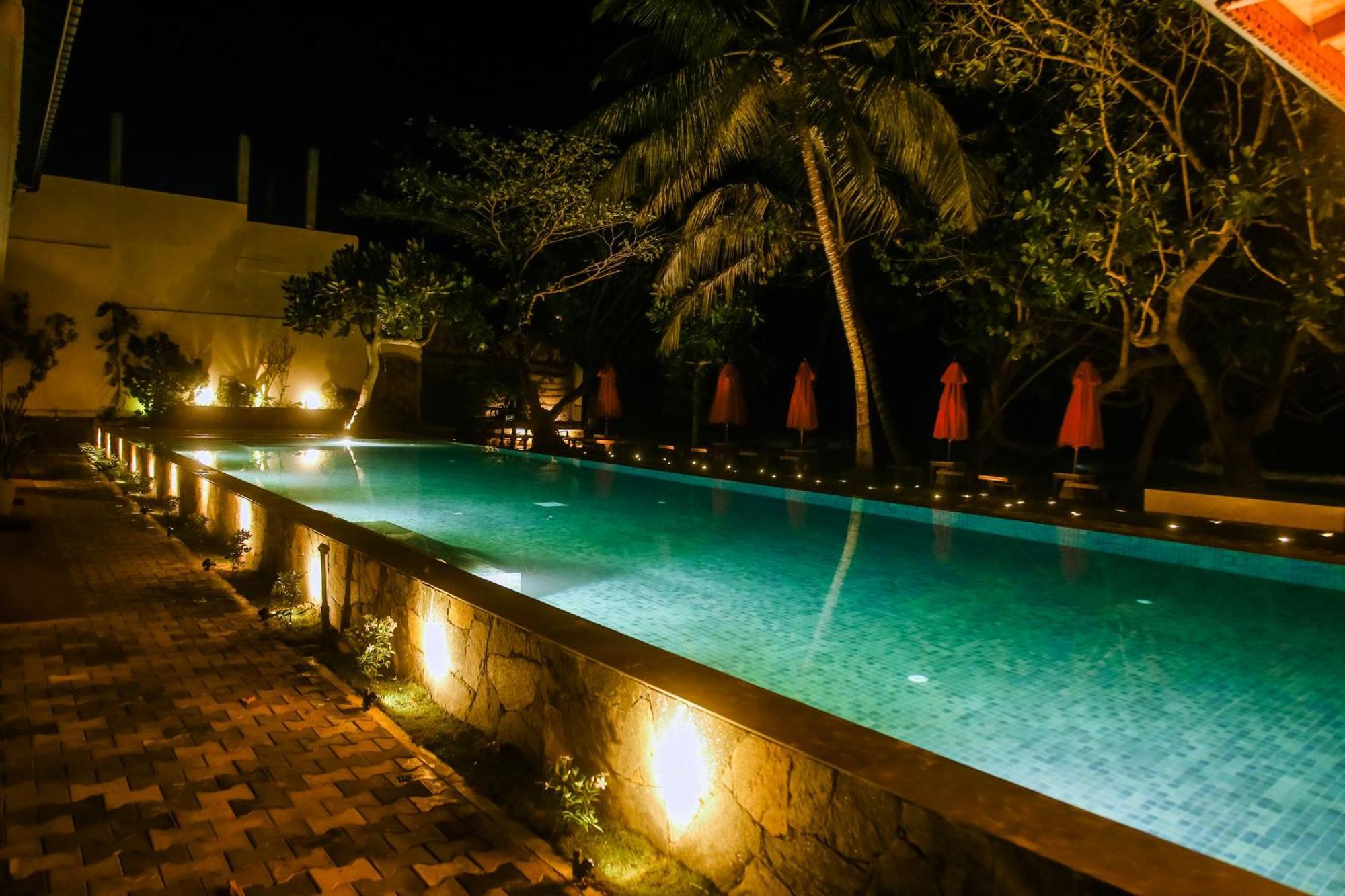 Surf Sea Breeze Hotel มิริสซา ภายนอก รูปภาพ