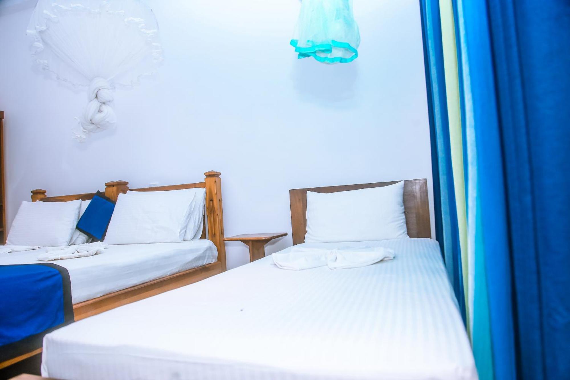 Surf Sea Breeze Hotel มิริสซา ภายนอก รูปภาพ